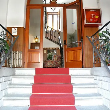 Hotel Excelsior